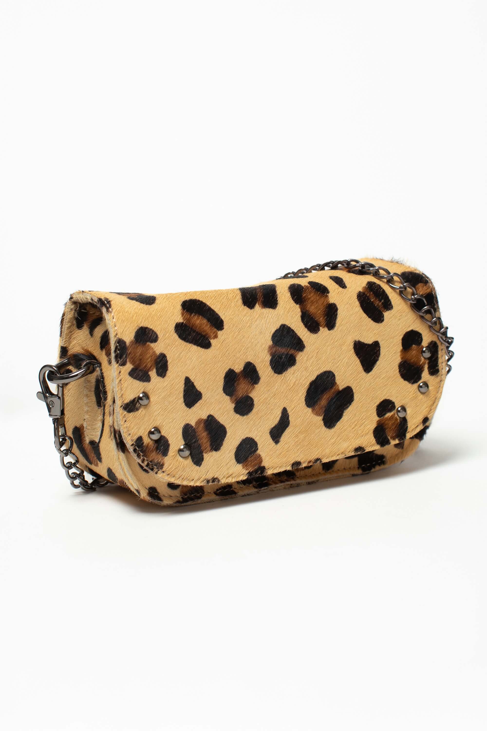 Sac bandoulière Alice Fauve de Charlay Stone en cuir pony animalier imprimé léopard.